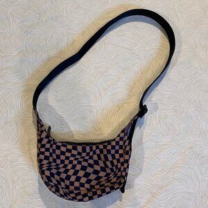 BAGGU mini crescent bag - indigo trippy checker